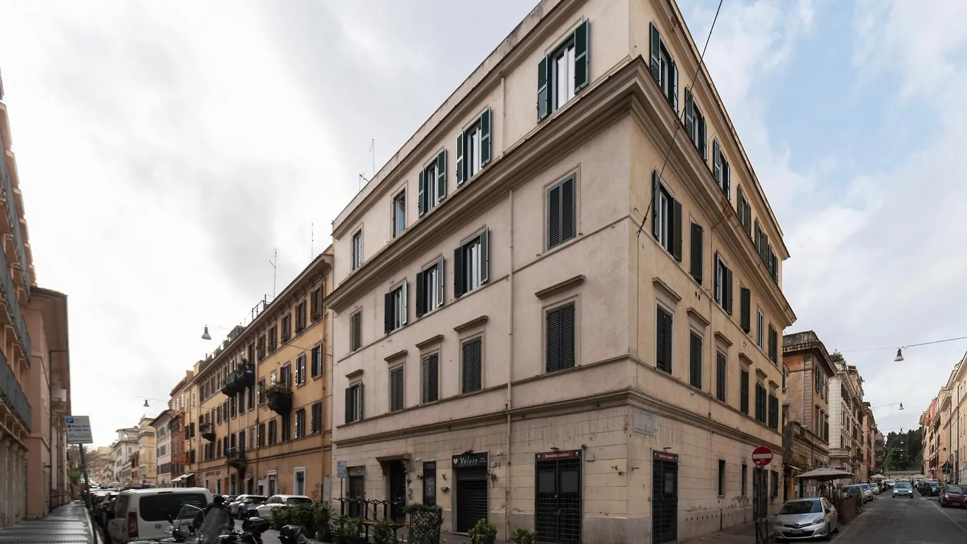 Colosseo & San Clemente Apartment Rome